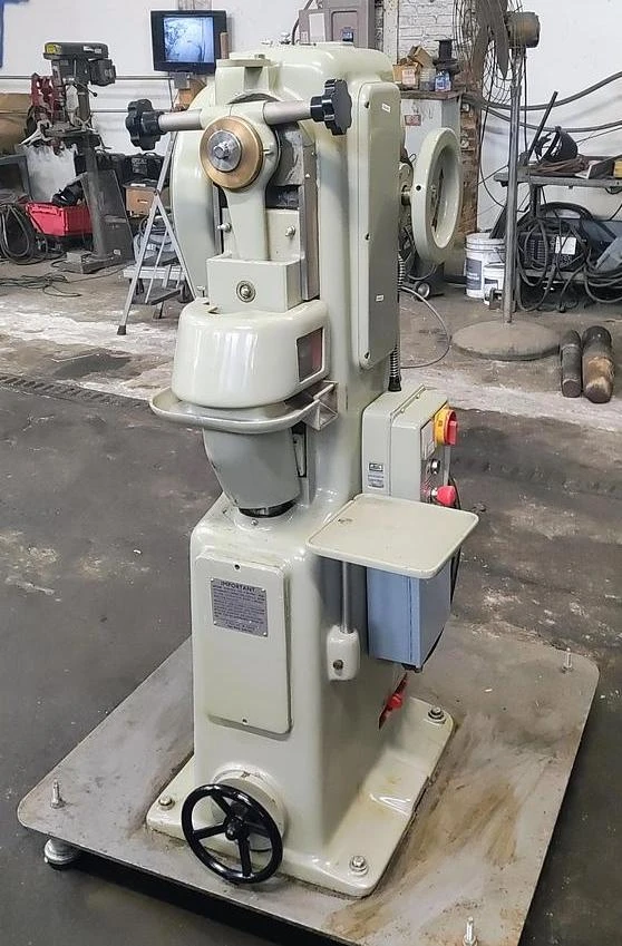 Used Manesty F3 Single Station Tablet Press