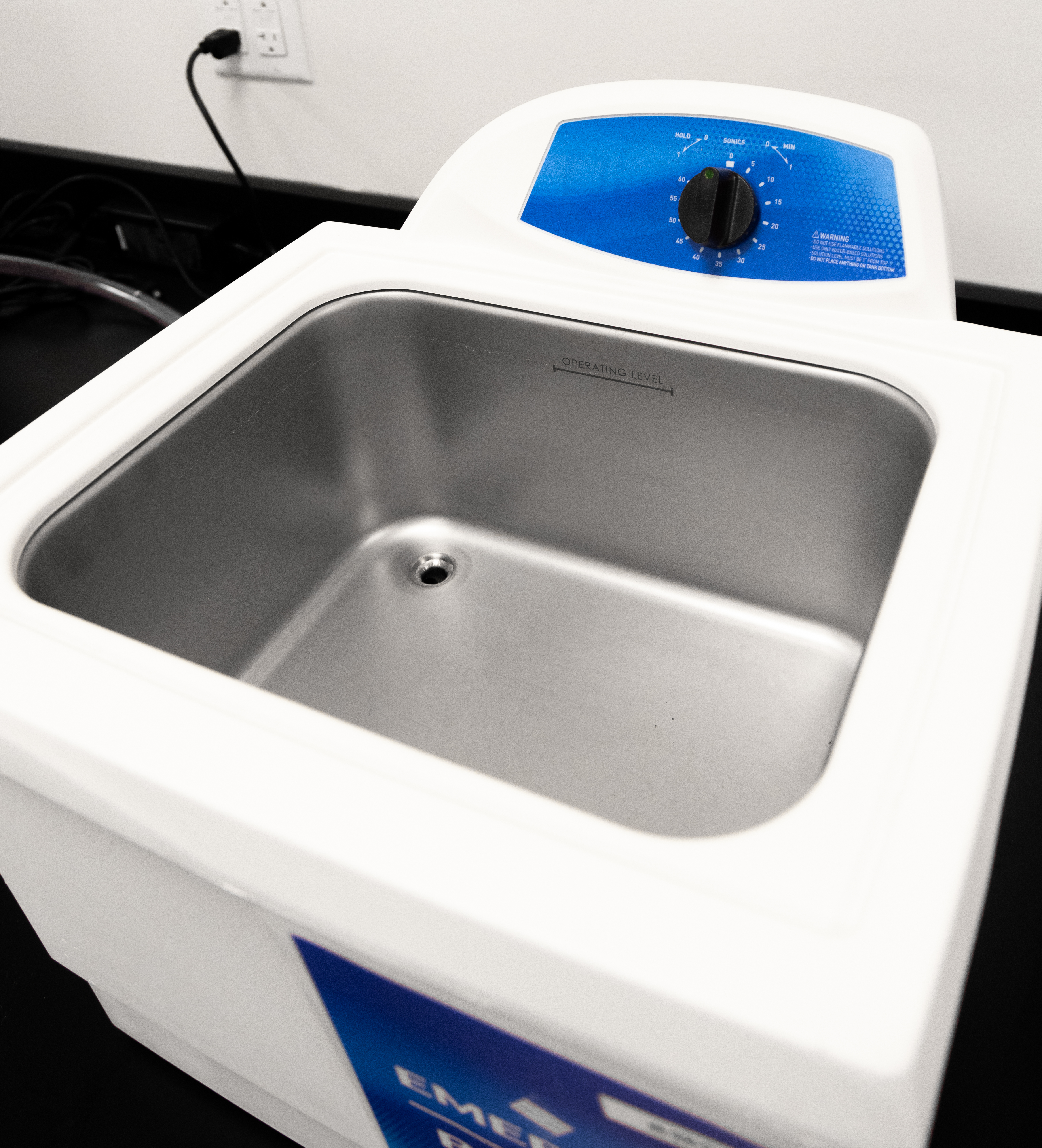 Sonicator - Branson - Ultrasonic Cleaner