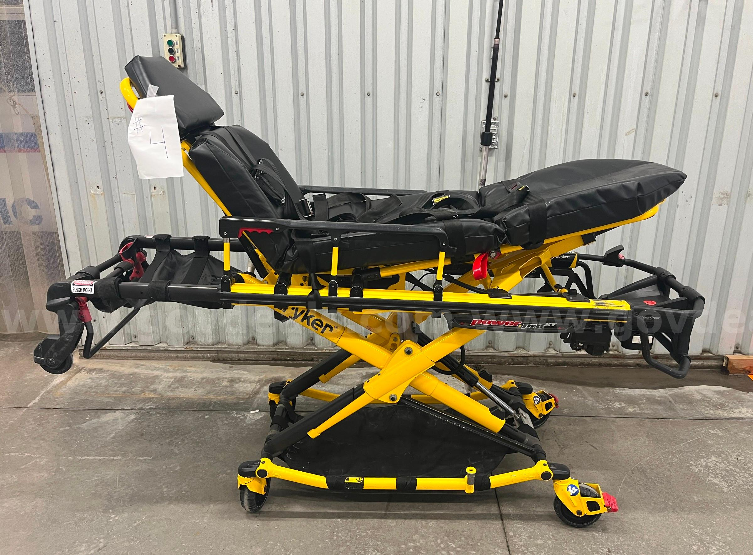 4 Lots: Stryker Power Pro XT Stretchers