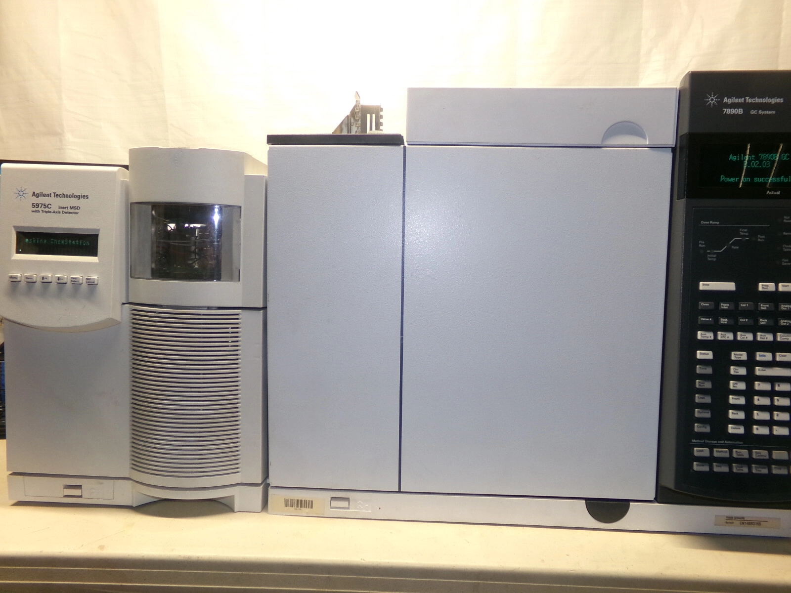 Agilent 7890B with FID and Split/Splitless. 5975C 