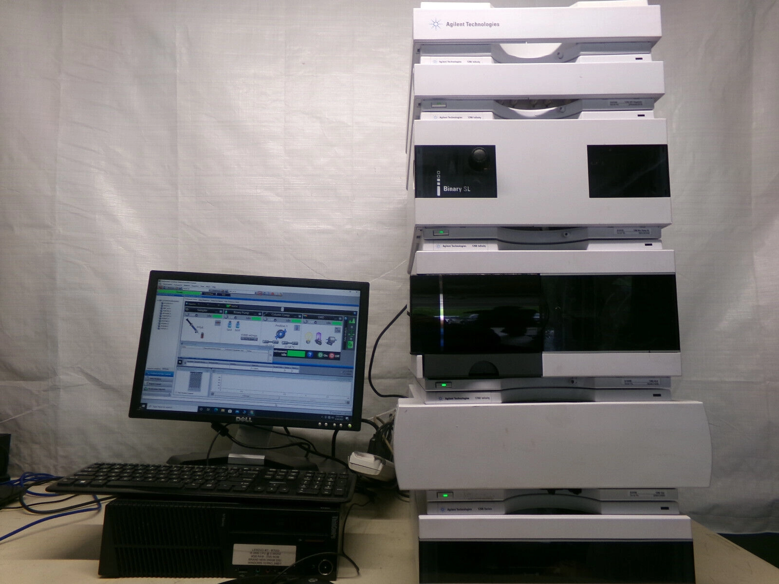 Agilent DAD 1260 system with computer and warranty