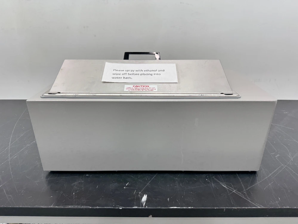 VWR Model 1204 Water Bath
