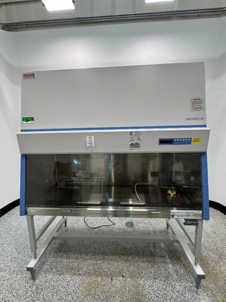 Thermo Scientific 1300 Series A2 Class II Biosafety Cabinet