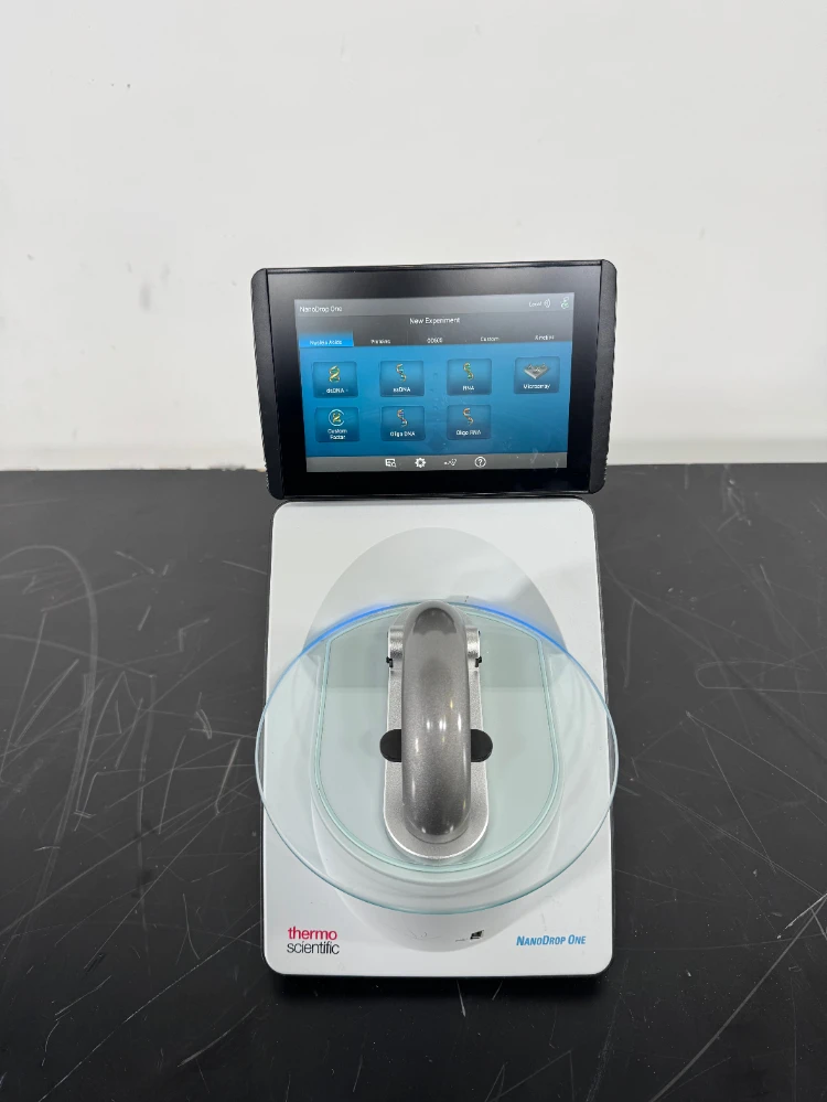 Thermo NanoDrop One UV/Vis Spectrophotometer