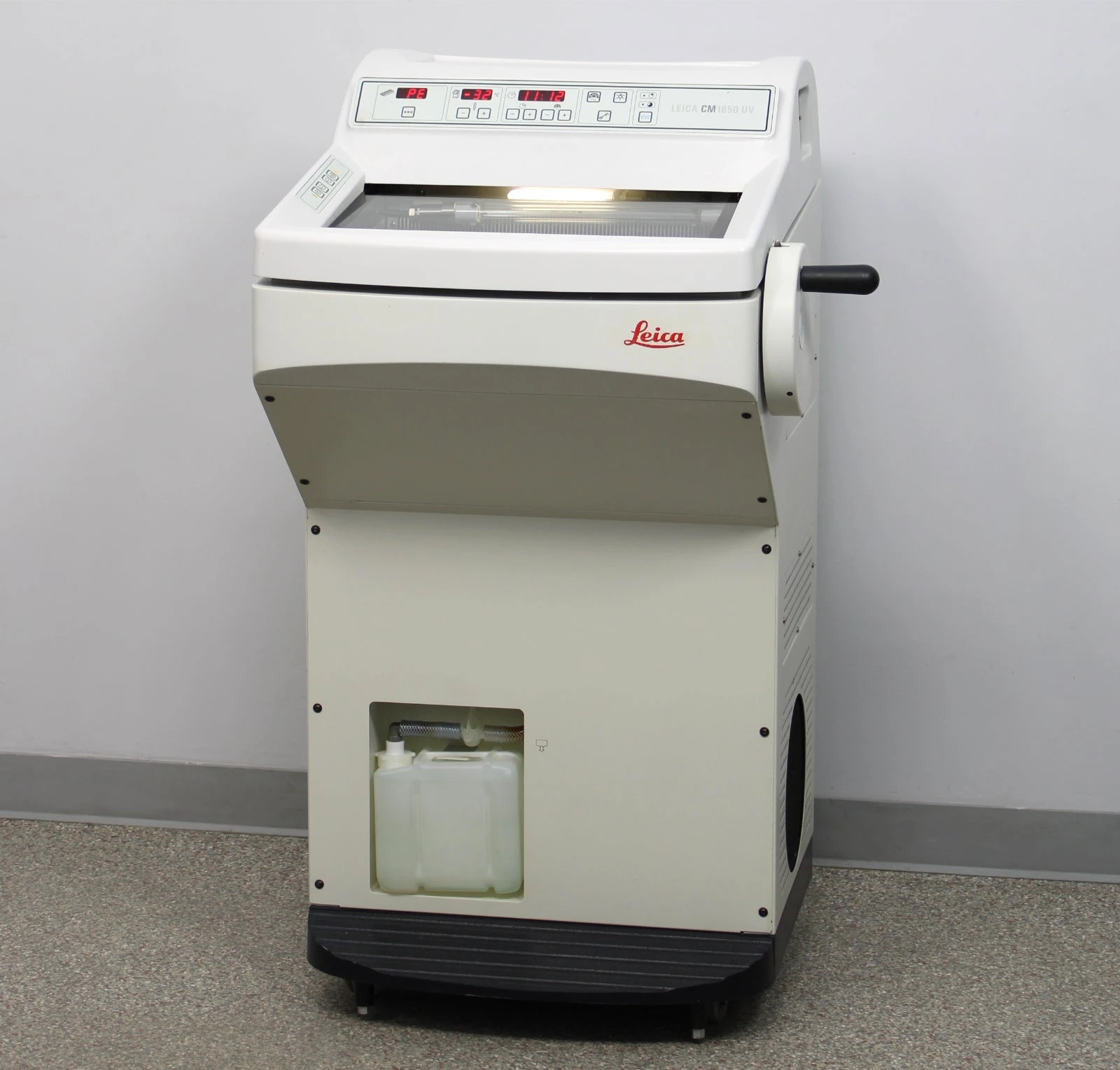 Leica CM1850 UV-3-1 Cryostat