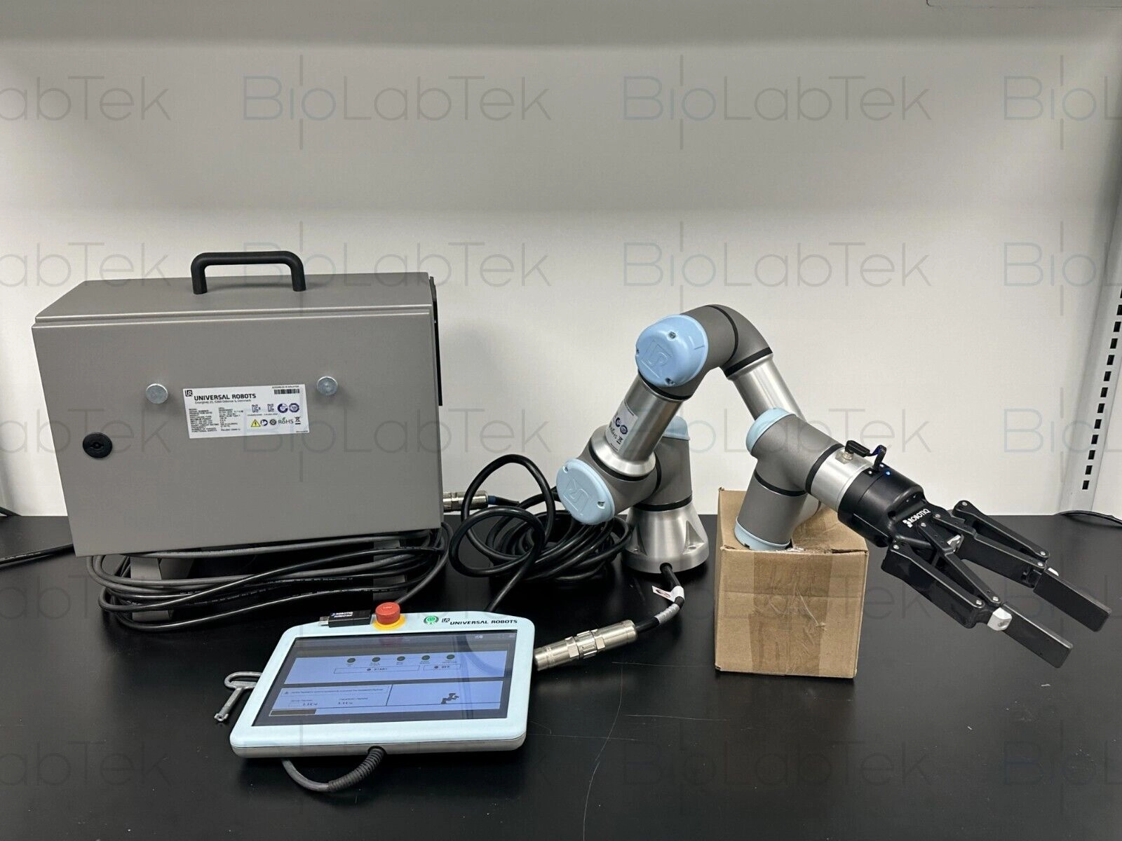 Universal Robots UR3e Collaborative robot arm with