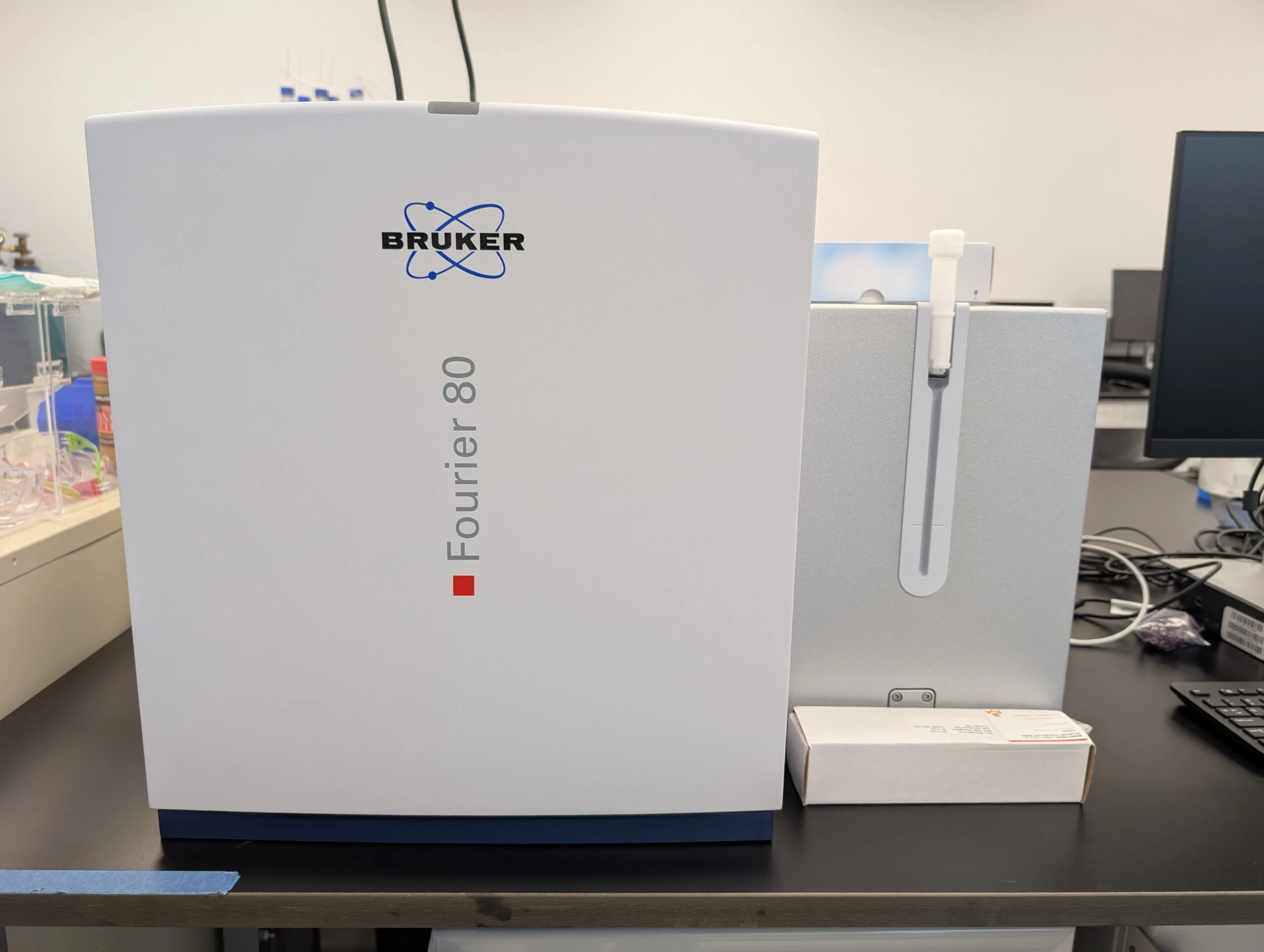 Bruker  F80 Two Channel 1H + 13C + Gradient HD NMR System