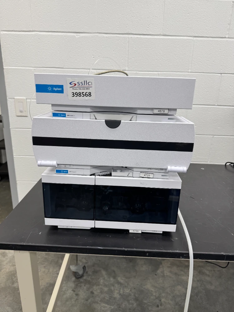 Agilent 1290 Infinity II Column Compartment, 1290 High Speed Pump, and Tray