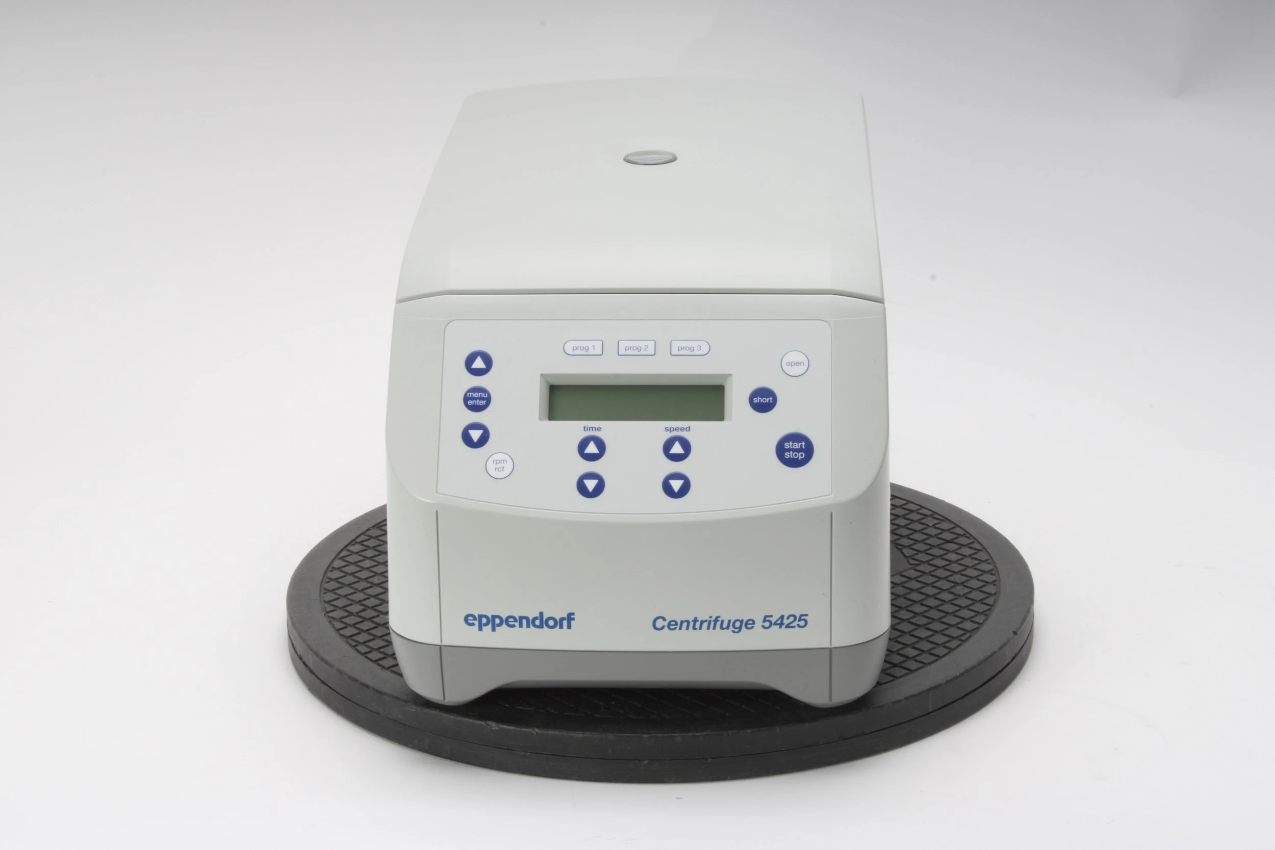 Eppendorf 5425 24-Place Centrifuge With Eppendorf FA-24x2 Rotor