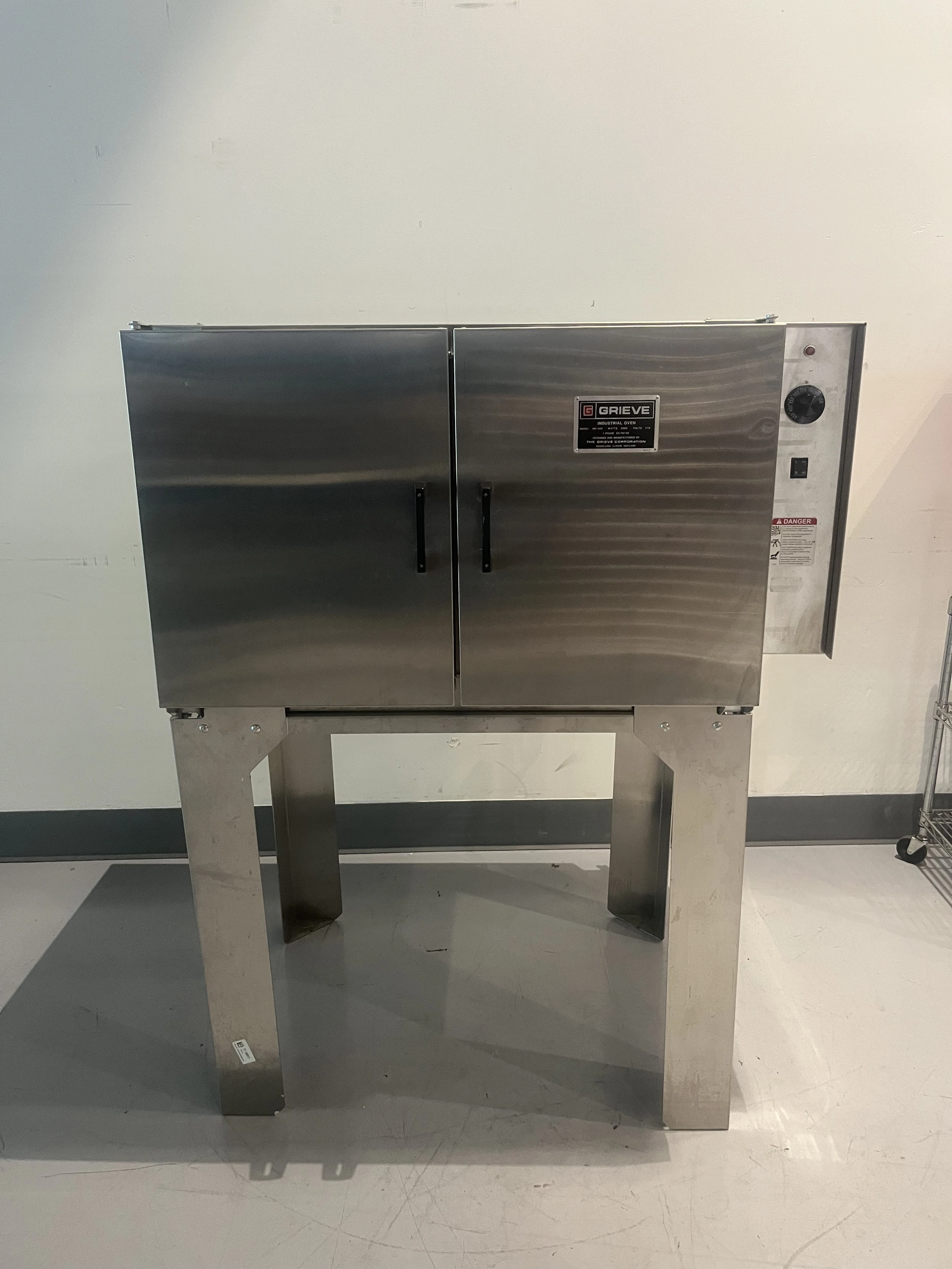 Grieve NB-350 Industrial Mechanical Convection Bench Oven 7 cu ft 115V W/ Stand