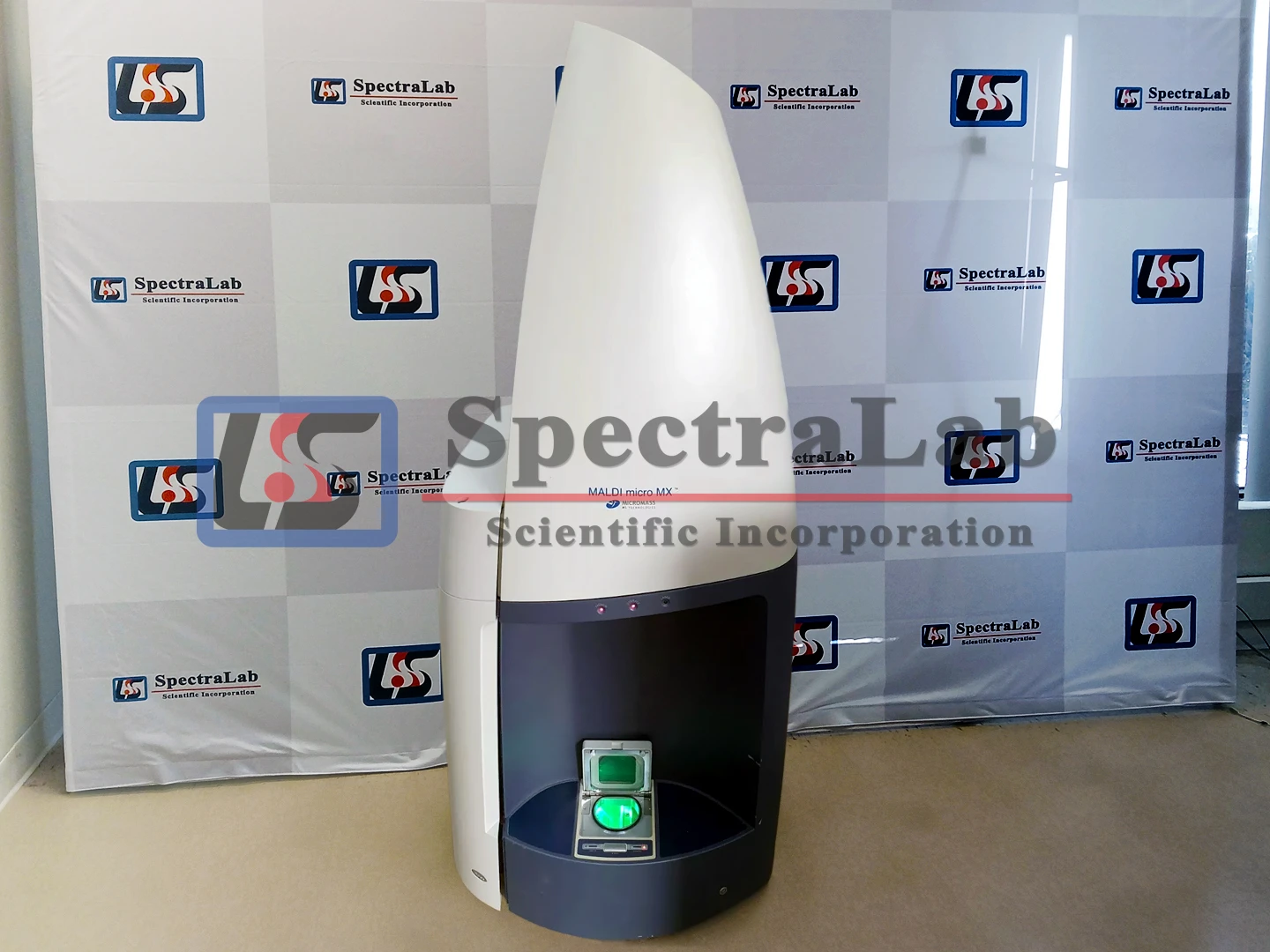 Waters Micromass MALDI micro MX Mass Spectrometer