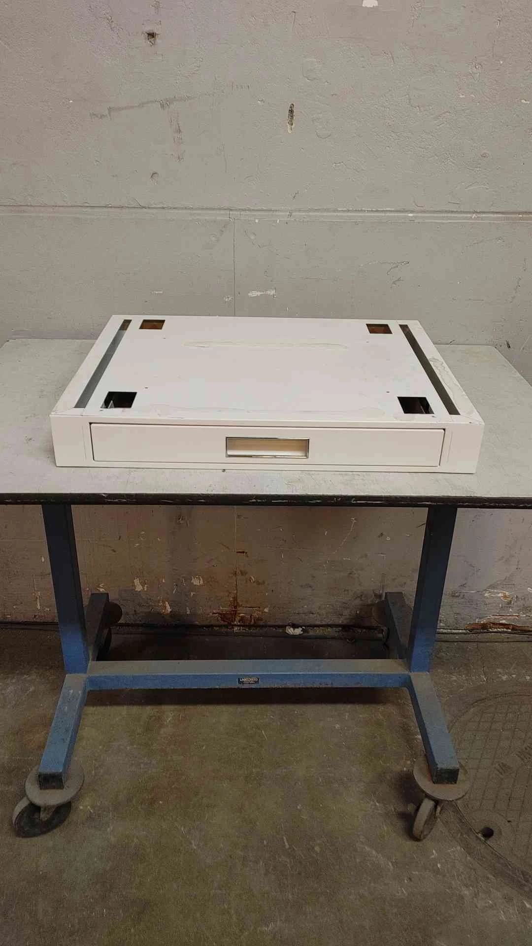 28" Recessed Apron Legroom Metal Casework Spacer (108715)
