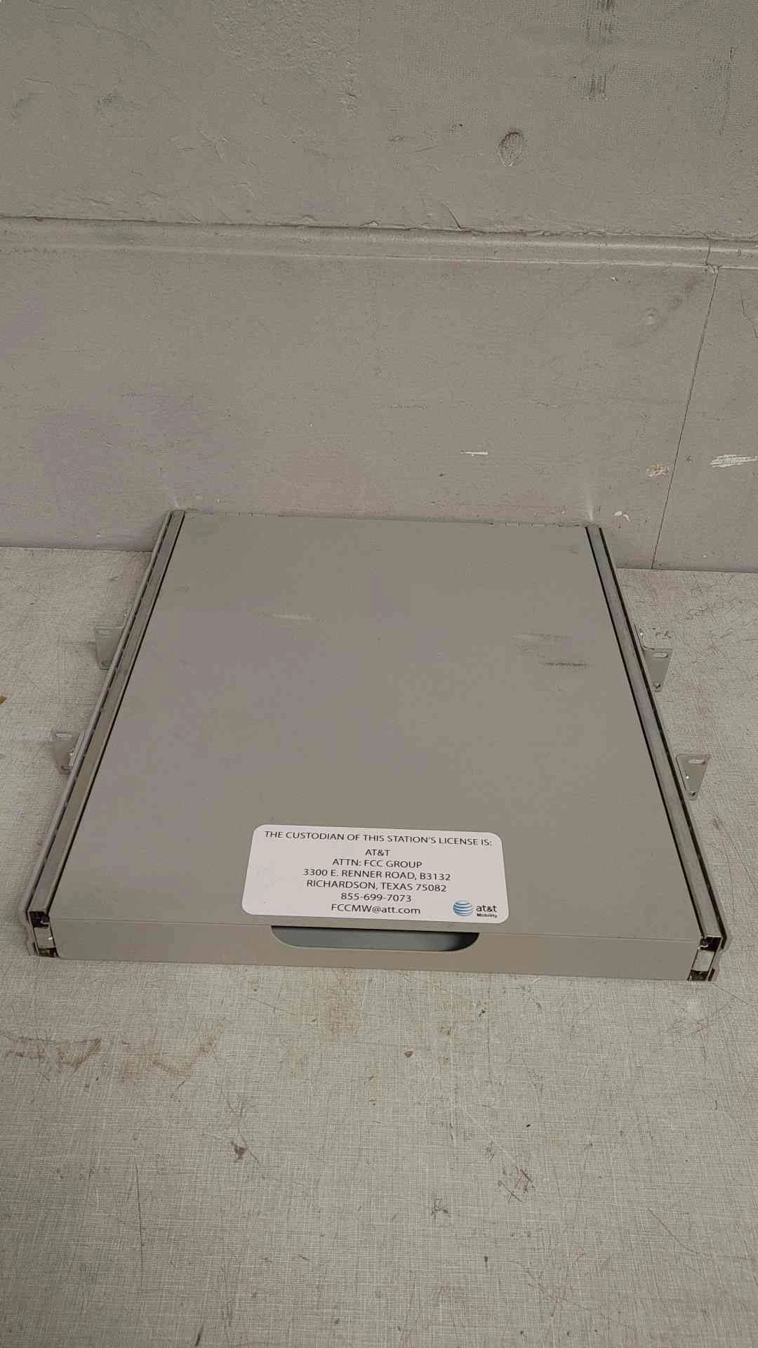 Rolling Shelf With Lid (108917)