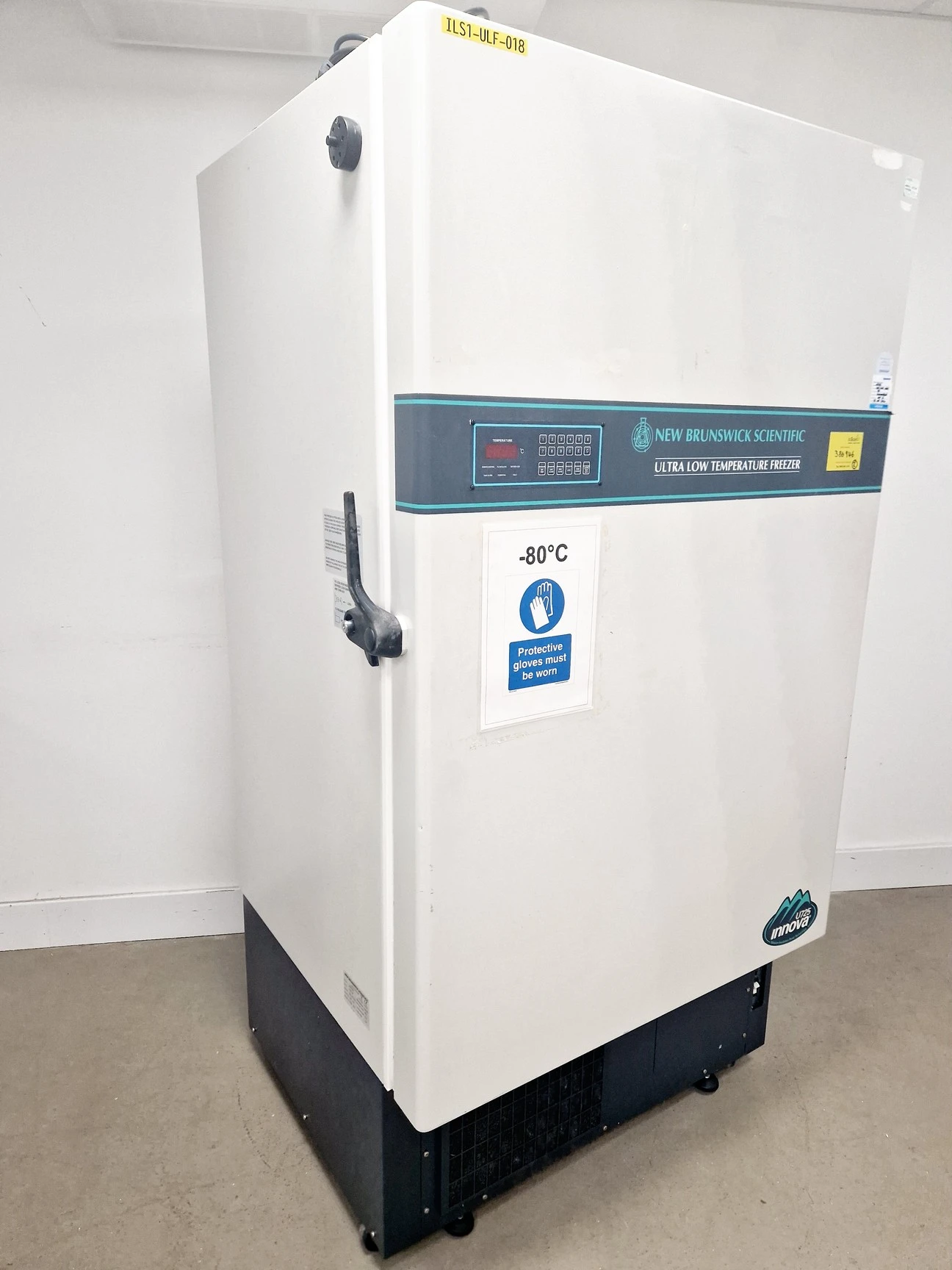 New Brunswick Scientific ULT Freezer Model-U725 -86 Lab