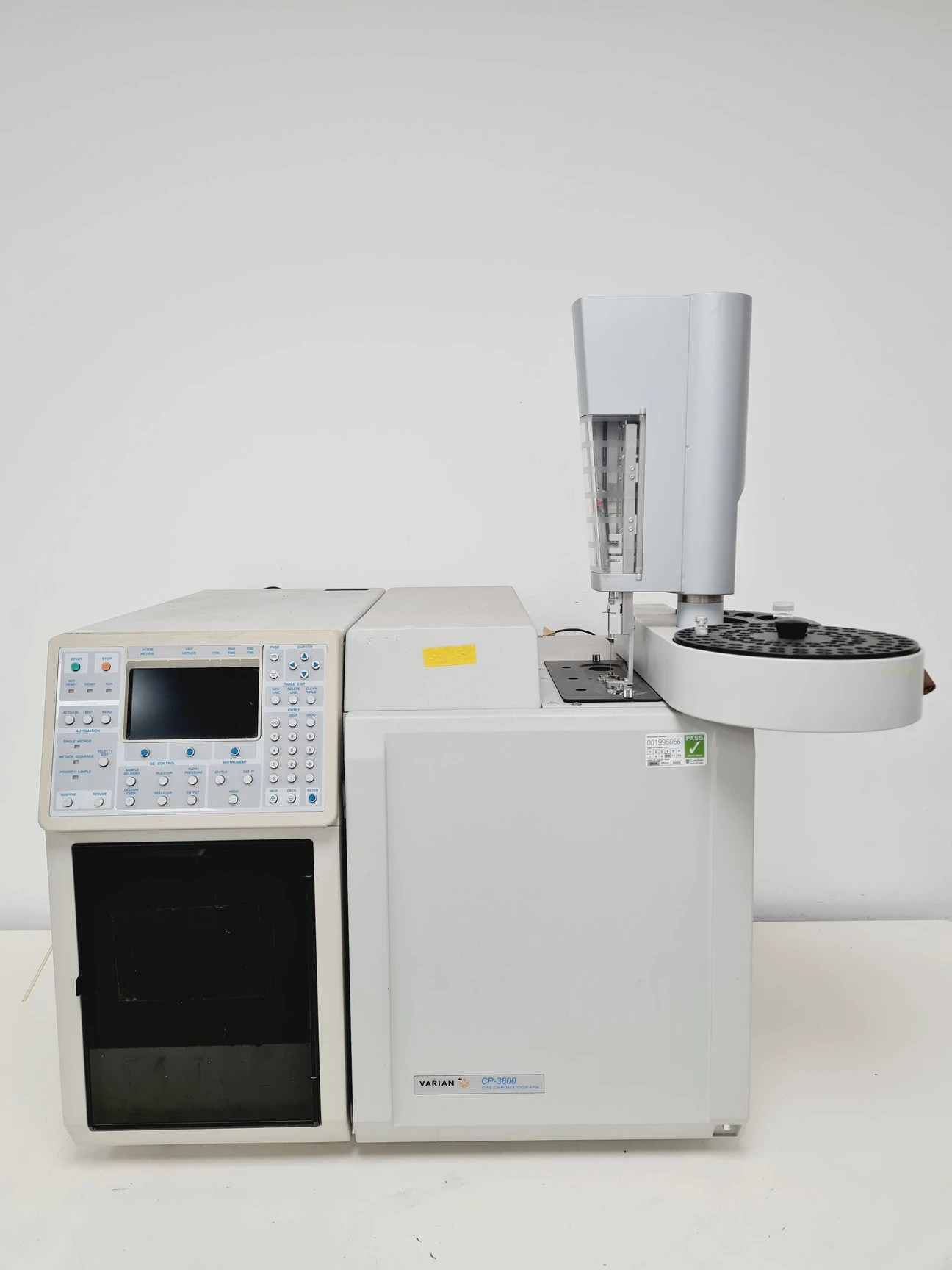 Varian Gas Chromatograph Model - CP-3800 with Autosampler Lab
