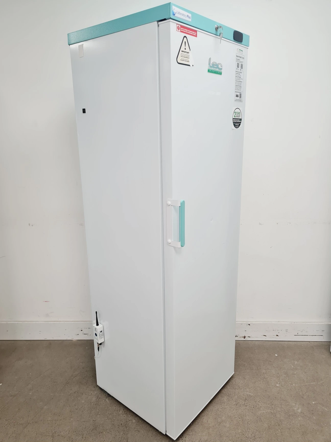 LEC LSFSF312BT Medical Laboratory Freezer -  Lab