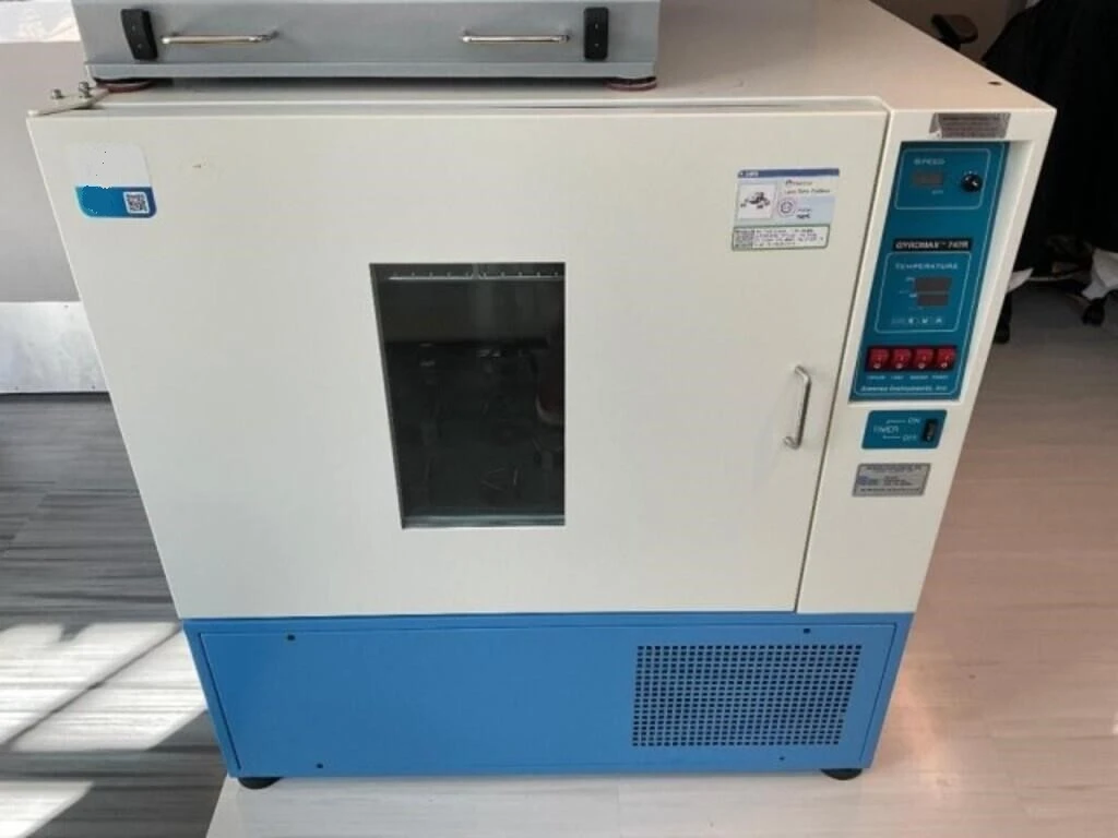 Amerex Instruments Gyromax 747R Refrigerated Orbital Incubator Shaker