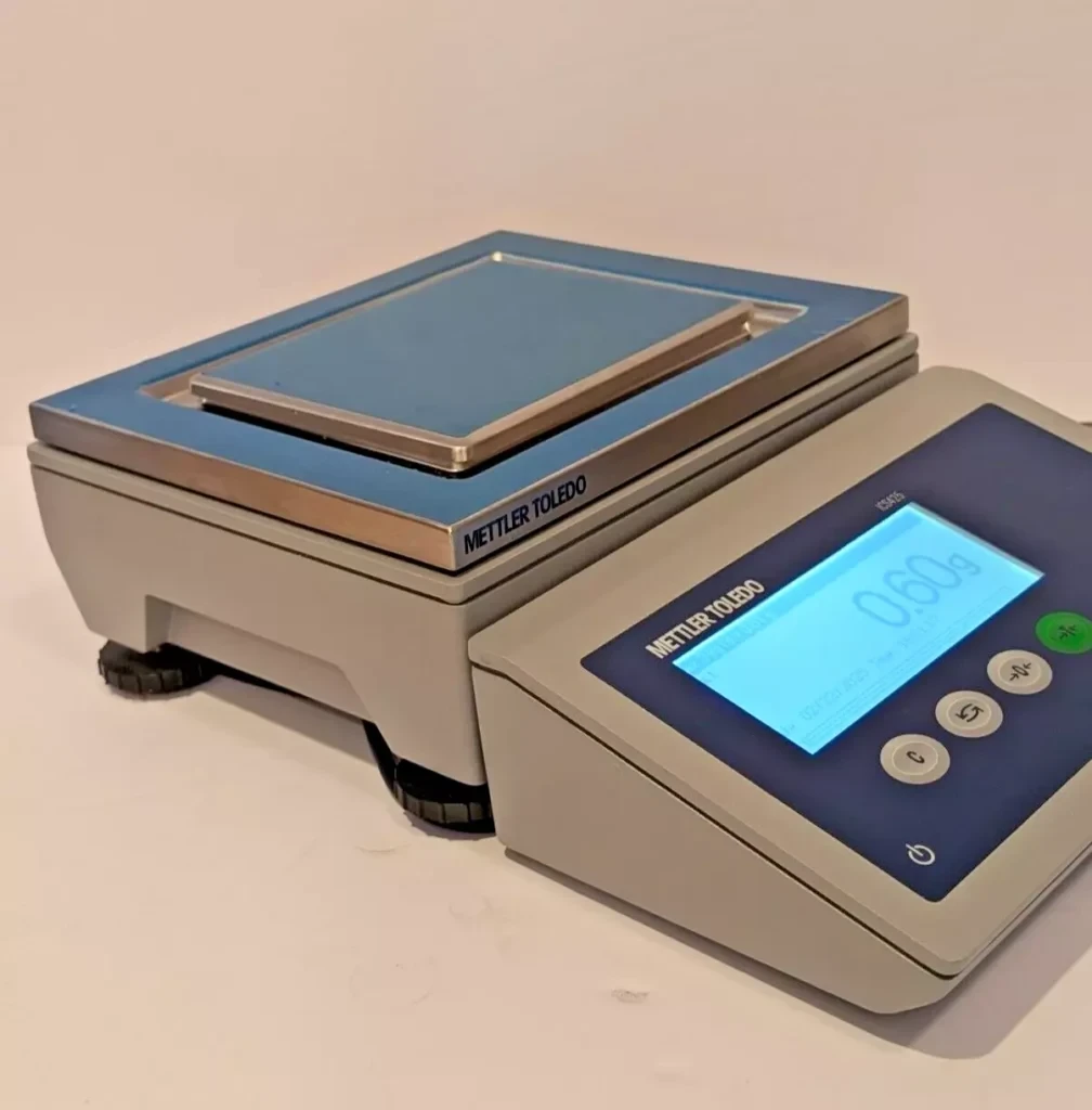 Mettler Toledo Compact Scale iCS 4&times;5-1  (ICS425k-3XS/f with ICS425)  (3kg)