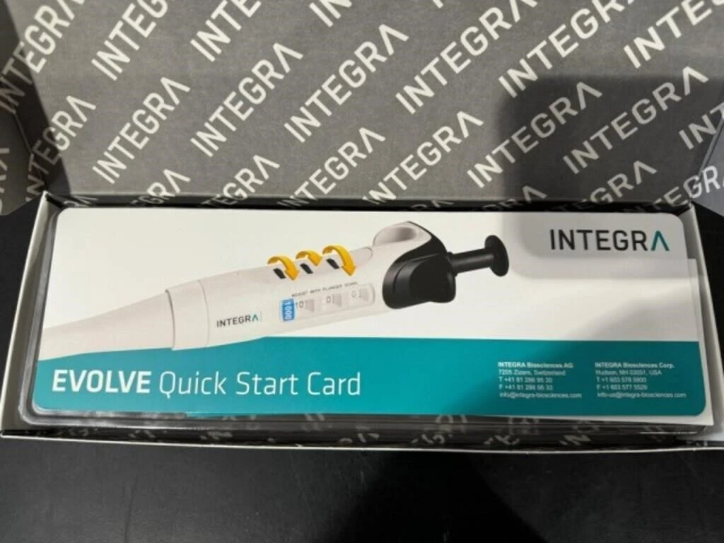 Integra Evolve 10-100uL Single-Channel Manual Pipette &ndash; 3015