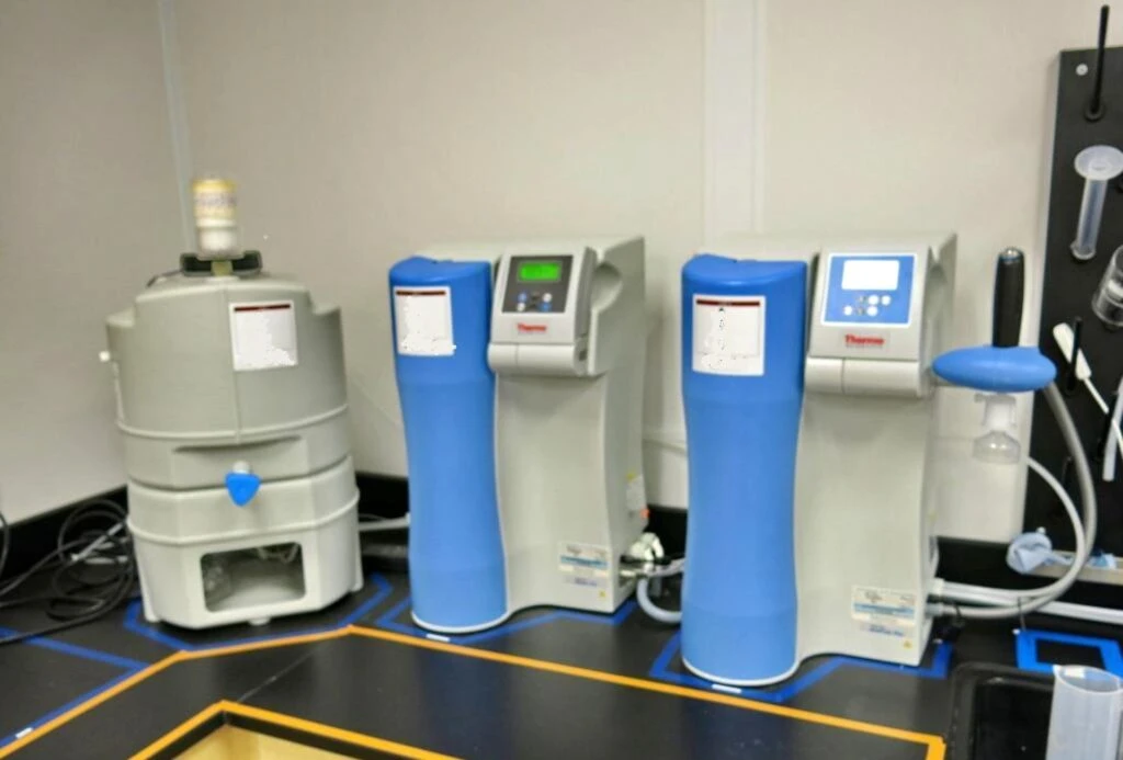 Thermo Barnstead GenPure Pro Water Purification System, Pacific TII Water Purification System and Storage Reservoir