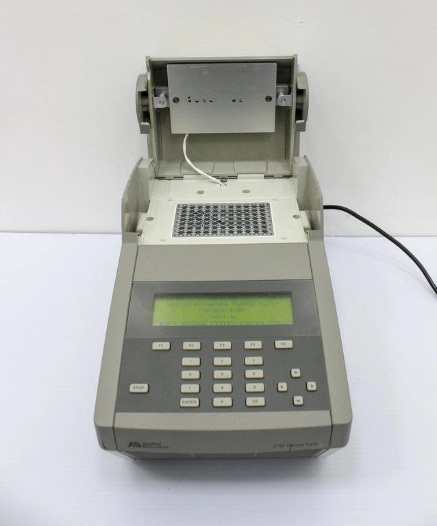 Applied Biosystems 2720 Thermal Cycler PCR Thermal Cycler - 3372379