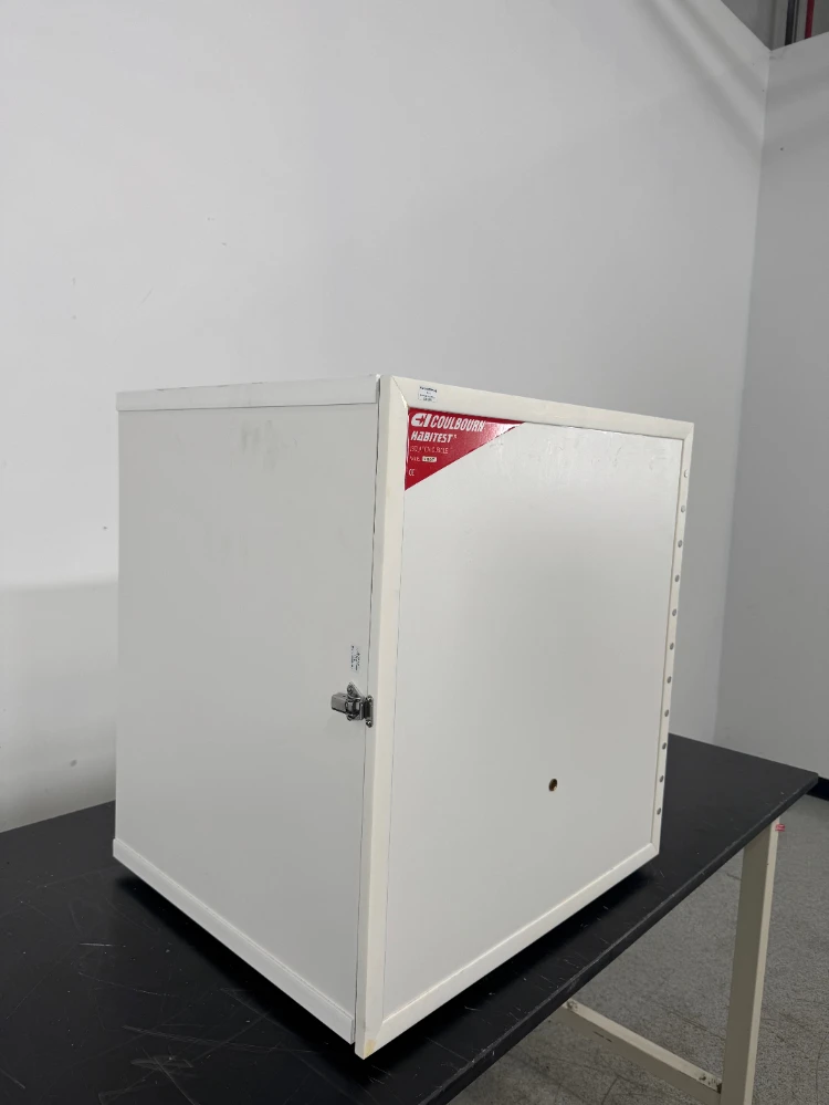 Coulbourn Habitest Isolation Cubicle