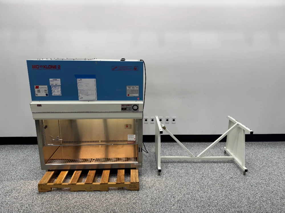Microzone Bio Klone 2 4' BioSafety Cabinet
