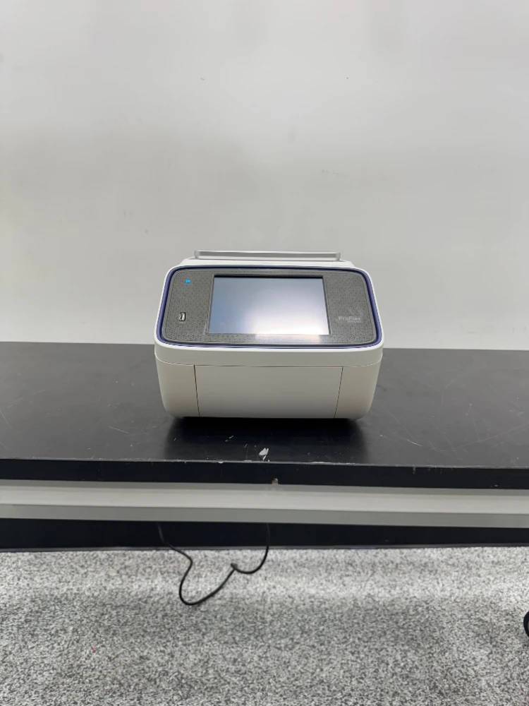 Applied Biosystems ProFlex Base PCR System