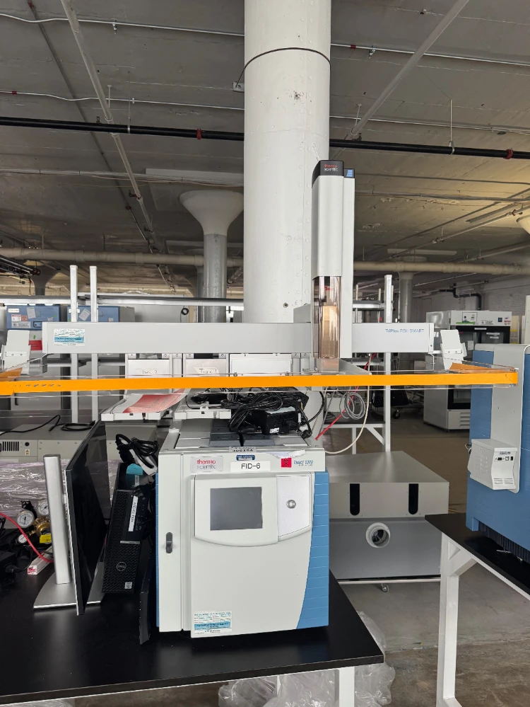 Thermo Trace 1310 Gas Chromatograph w TriPlus Autosampler