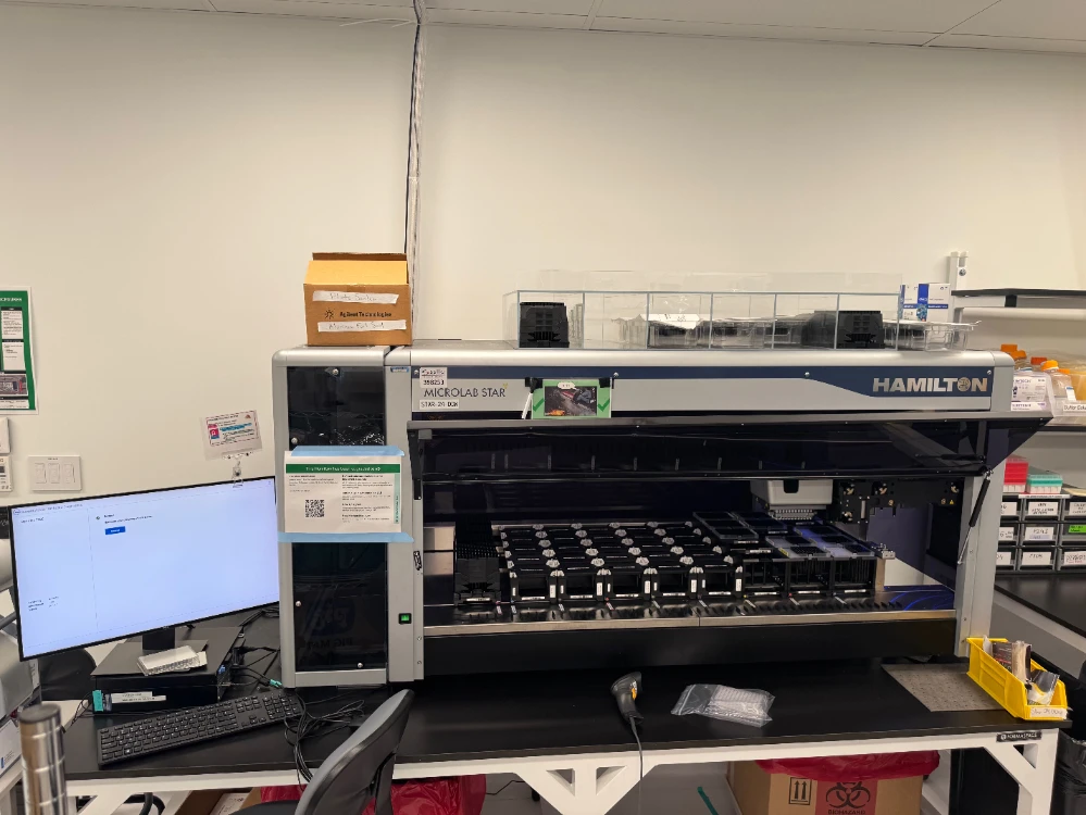 Hamilton Microlab Star Liquid Handler