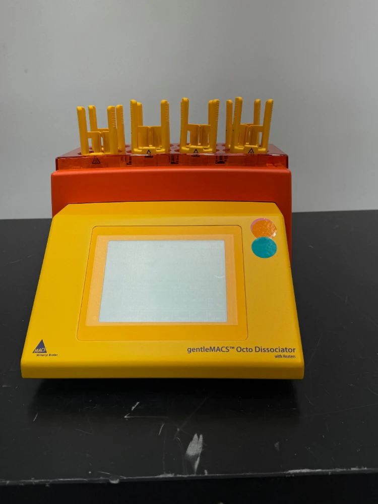 Miltenyi Biotec gentleMACS Octo Dissociator with Heaters