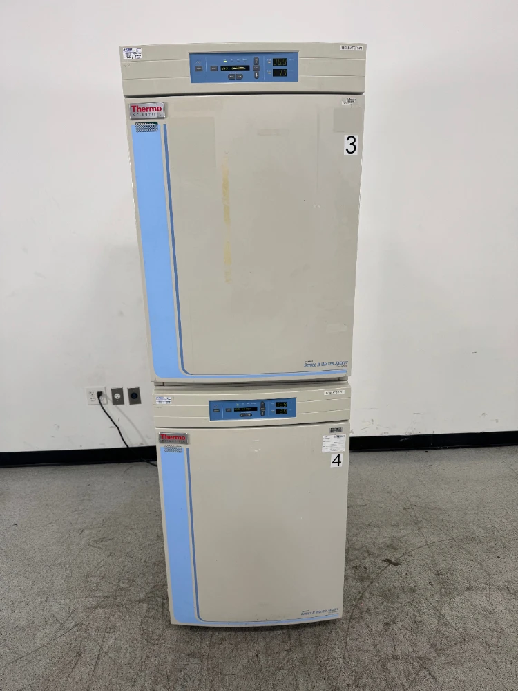 Thermo Forma Series II Water Jacket CO2 Incubator