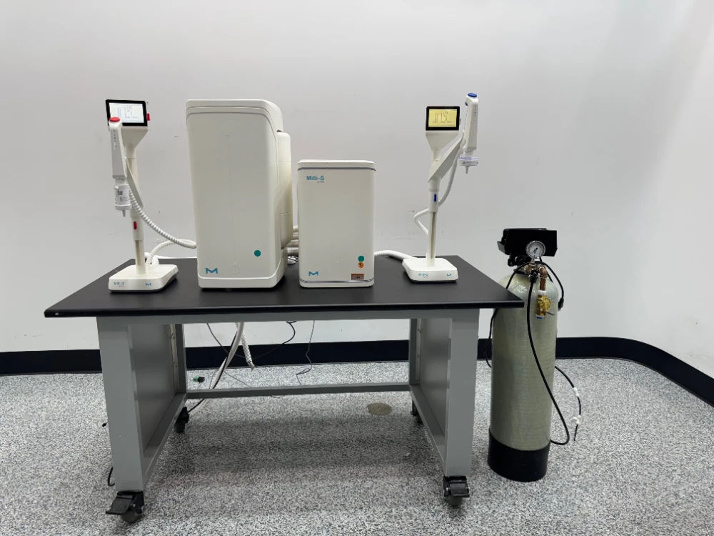 Millipore MIlli-Q IQ 7005 Lab Water Purification System