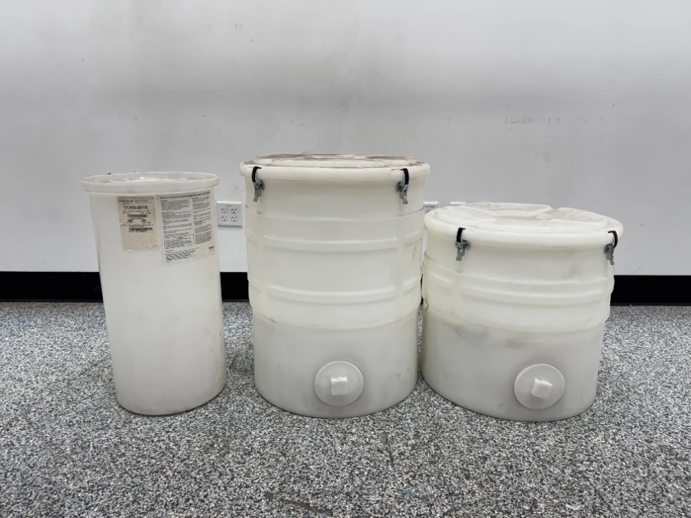 Nalgene Cylindrical Plastic Tanks - Quantity 3