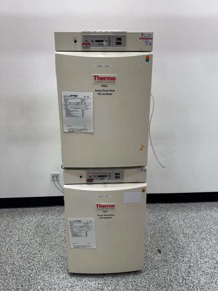 Thermo Forma Direct Heat Double Stack CO2 Incubator