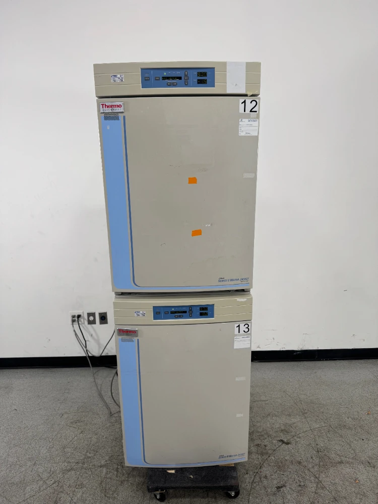 Thermo Forma Series II Water Jacket CO2 Incubator