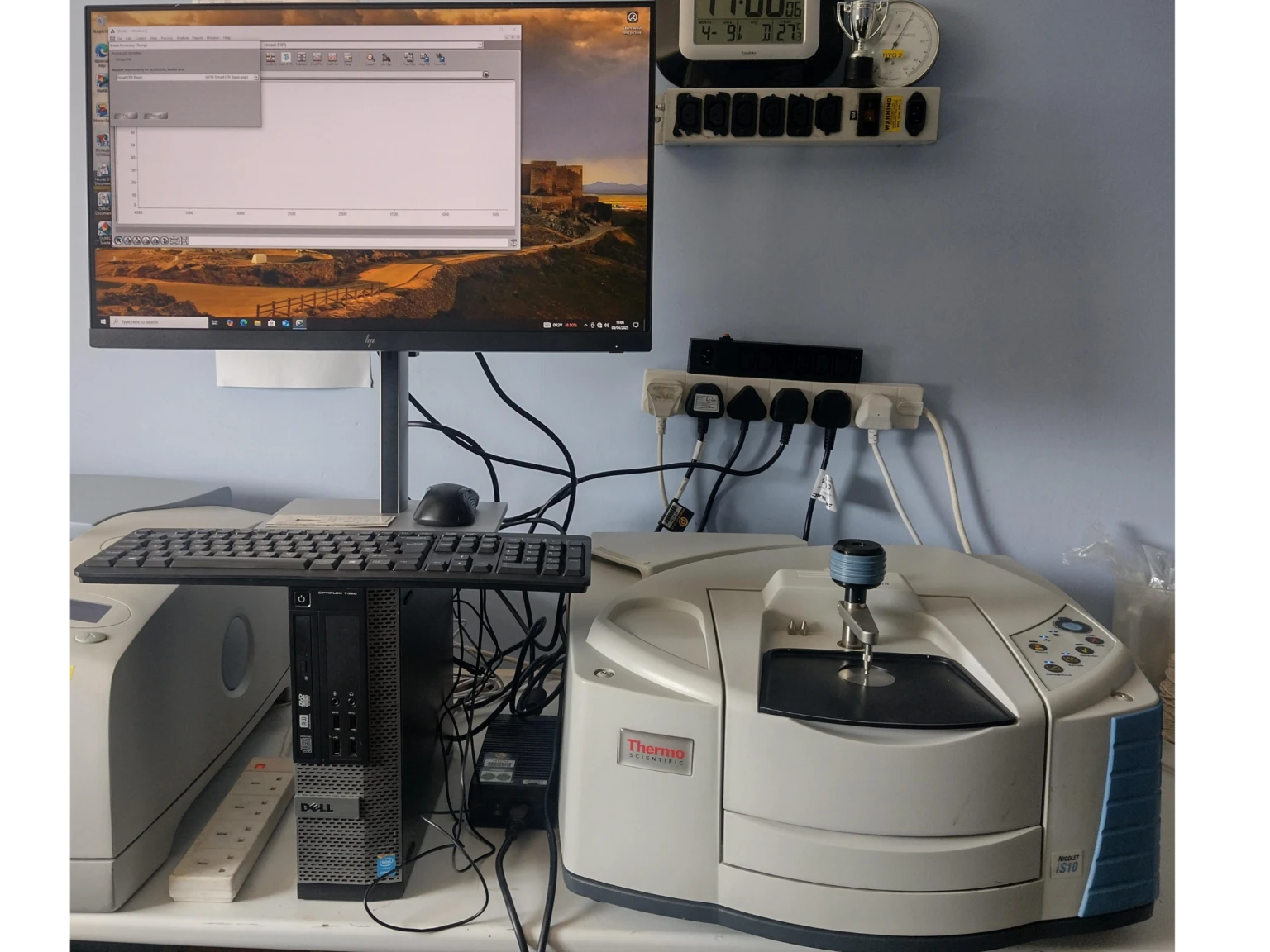 Thermo Nicolet iS10 FT-IR with Smart iTR
