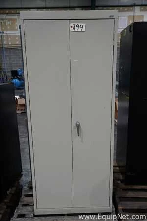 Lot 294 Listing# 1059583 Lot No 294 - Sandusky Two Doors Metal Cabinet