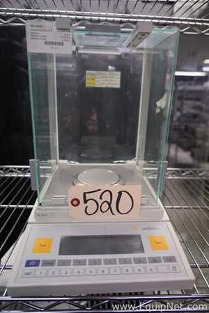 Lot 520 Listing# 1060915 Lot No 520 - Sartorius LA 310 S Precision Scale