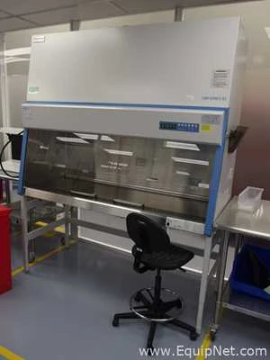 Lot 135 Listing# 1061514 Thermo Scientific 1300 Series A2 4 Foot Biological Safety Cabinet With Stand