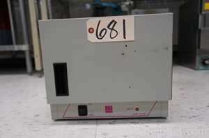 Lot No 681 - LabLine 100 Furnace