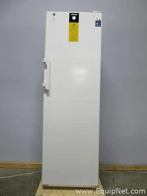 Lot 217 Listing# 879251 Liebherr Medi Line SRFfg 4001 Index 20A /001 394L Refrigerator