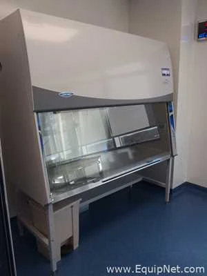 Lot 302 Listing# 969170 Labconco Corporation Logic Plus Purifier Biological Safety Cabinet