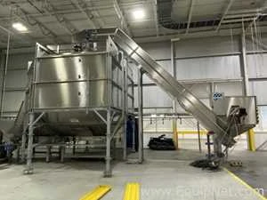 Lanfranchi Bulk Bottle Silo with Incline Bottle Feeder