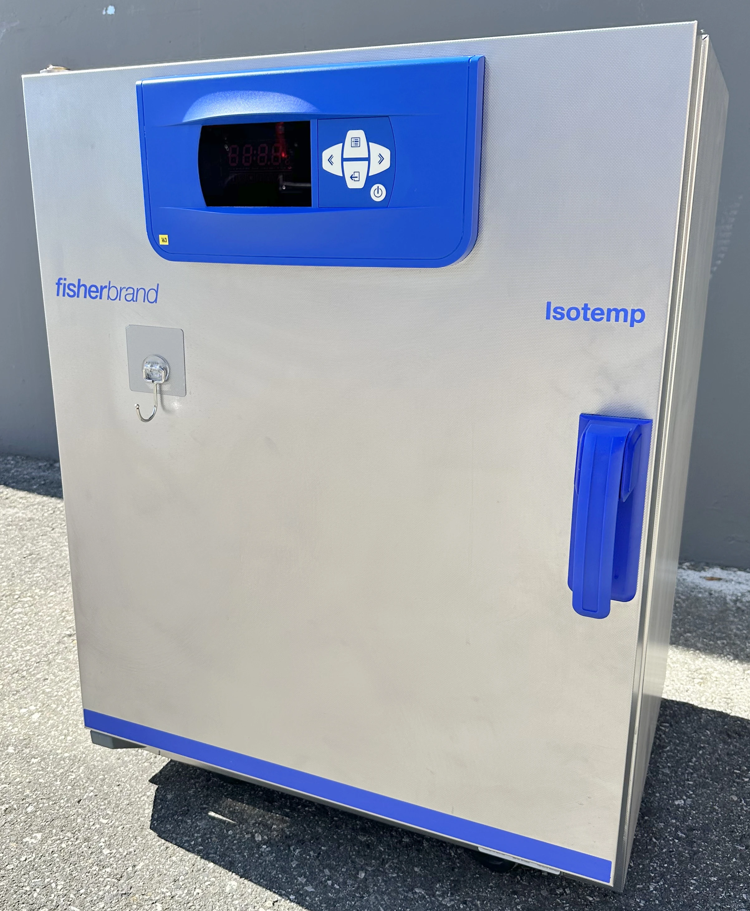 Thermo Fisher Isotemp 100L Gravity Convection Microbiological Incubator