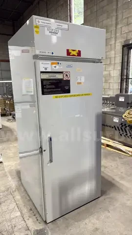 Fisher Scientific Laboratory Freezer, Model 13-986-225D