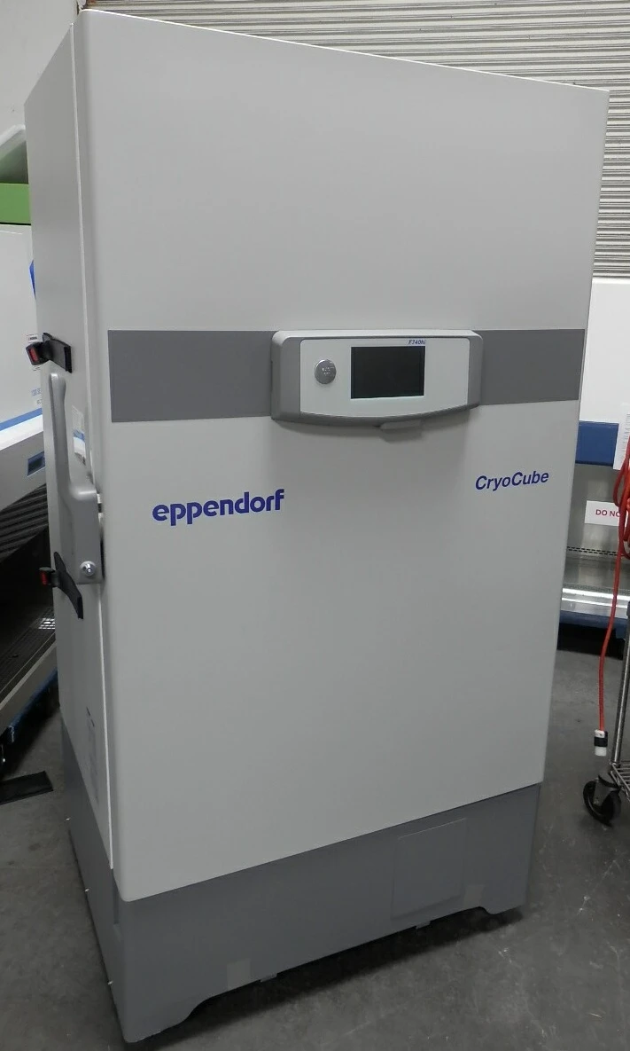 Eppendorf Cryocube -80 Freezer