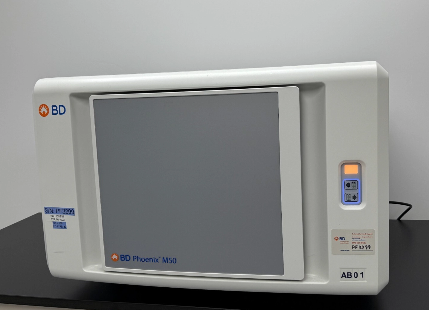 BD Becton Dickinson Phoenix M50 automated microbio