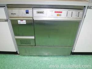 Lot 200 Listing# 868637 Miele G7783CD Lab and Parts Washer