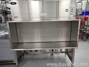 Lot 176 Listing# 968044 Nuaire NU-S201-630 Airegard ES Laminar Airflow Work Station